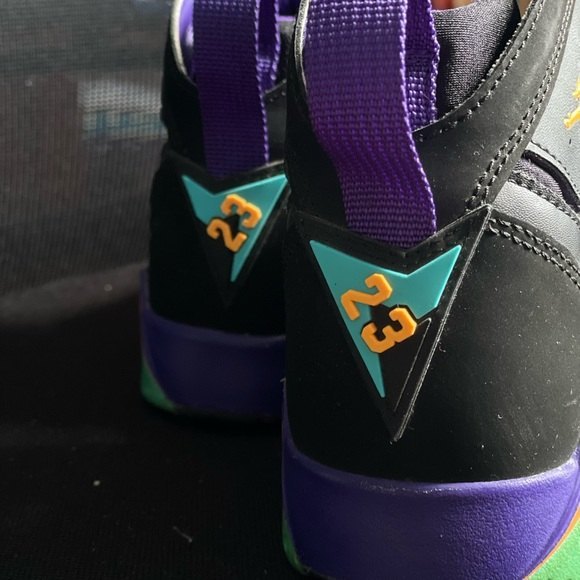AIR JORDAN 7 RETRO GG LOLA BUNNY 2015 PURPLE AUTHENTIC STREETWEAR SNEAKER 6.5Y - Picture 4 of 13